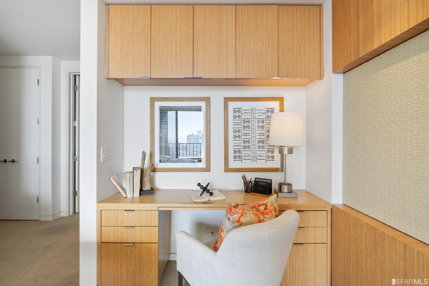 999 Green Street # 2302