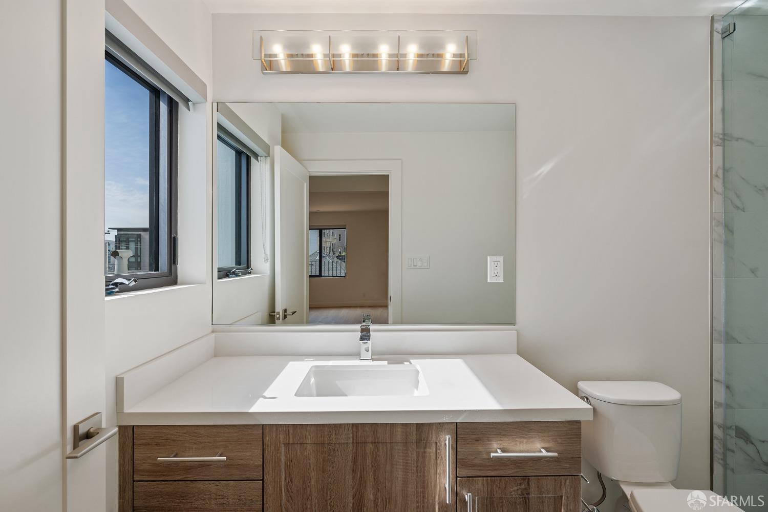 1624 Larkin Street # 10