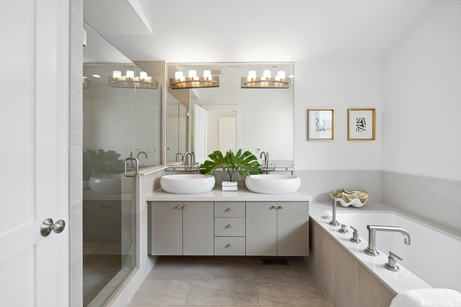 2405 Folsom Street # 5