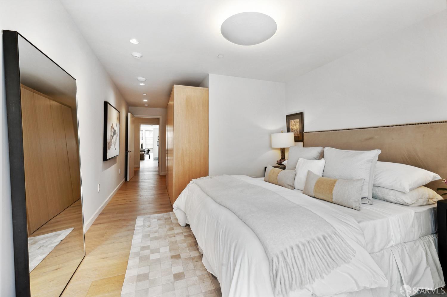 3310 Mission Street # 3