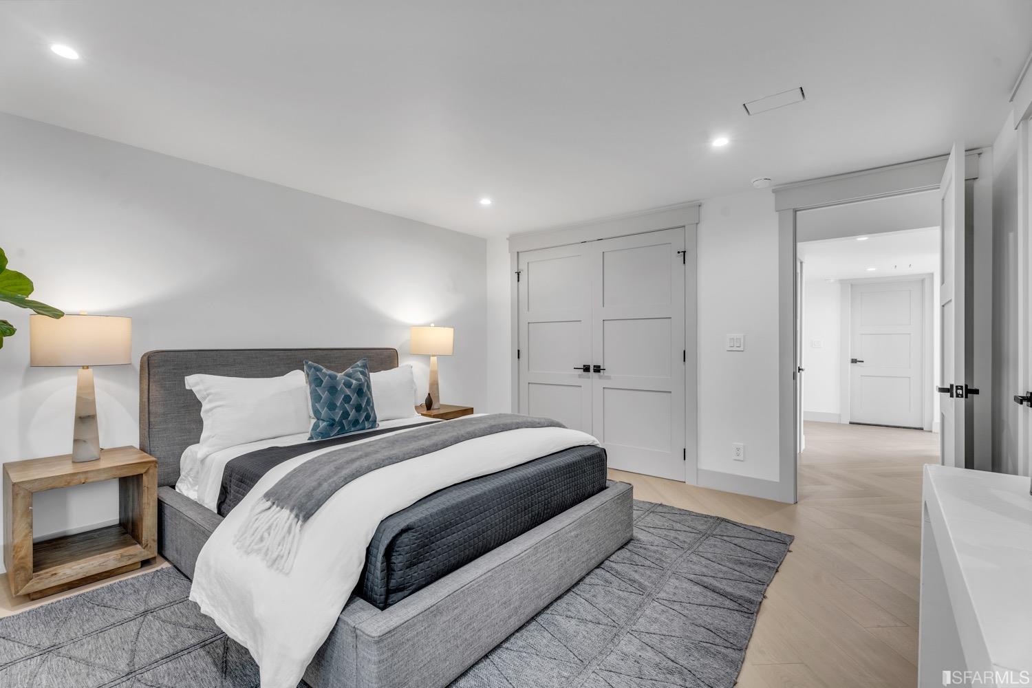 1 Twin Peaks Boulevard