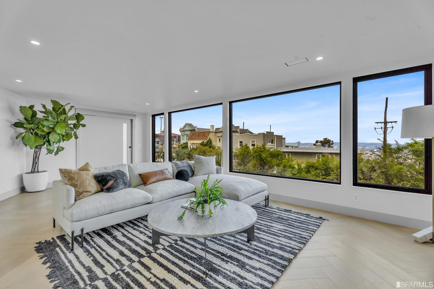 1 Twin Peaks Boulevard