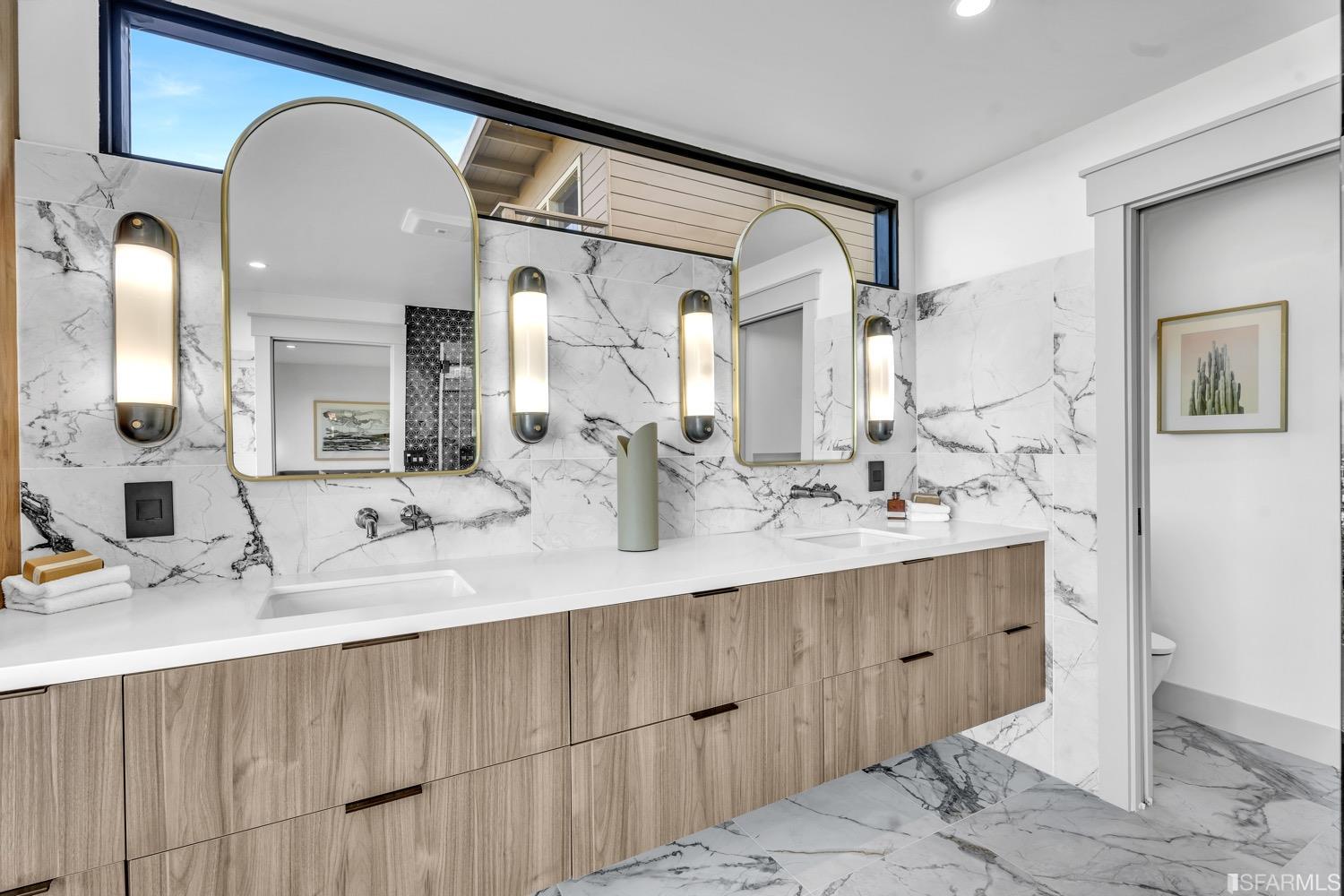 1 Twin Peaks Boulevard