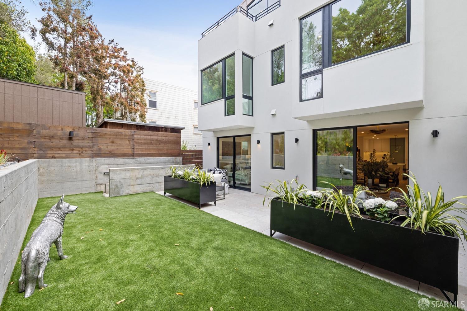 3456 Sacramento Street # 2