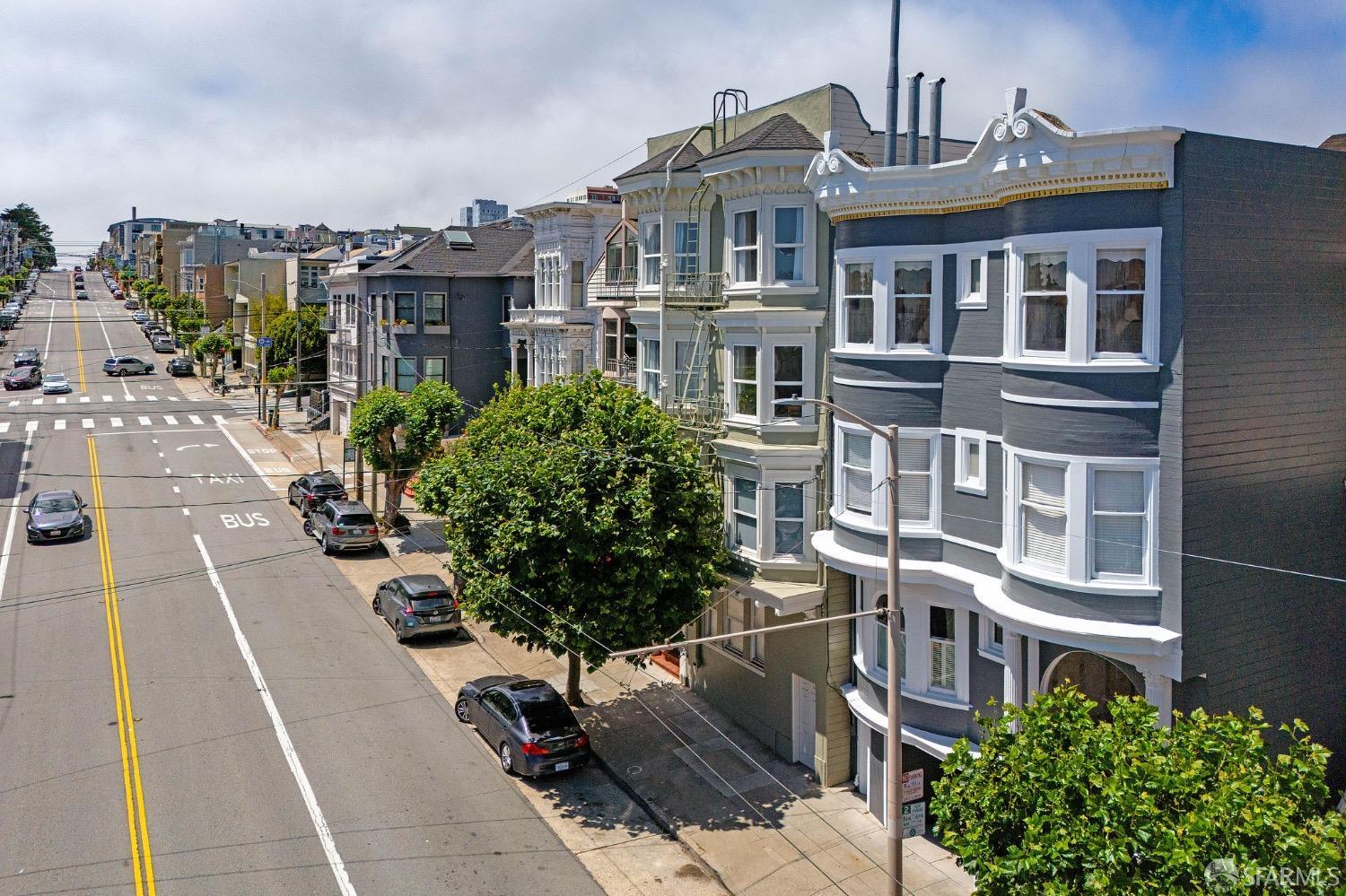 2946 California Street