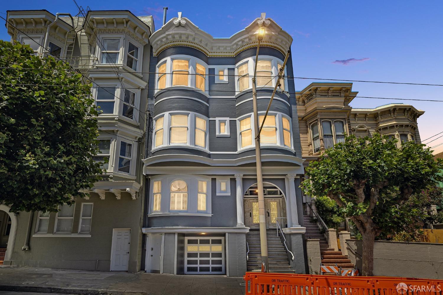 2946 California Street