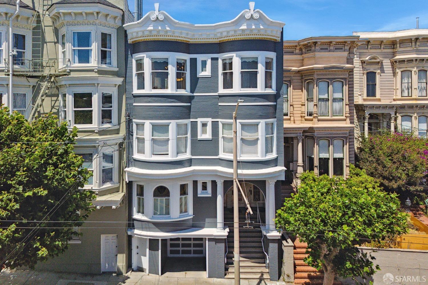 2946 California Street