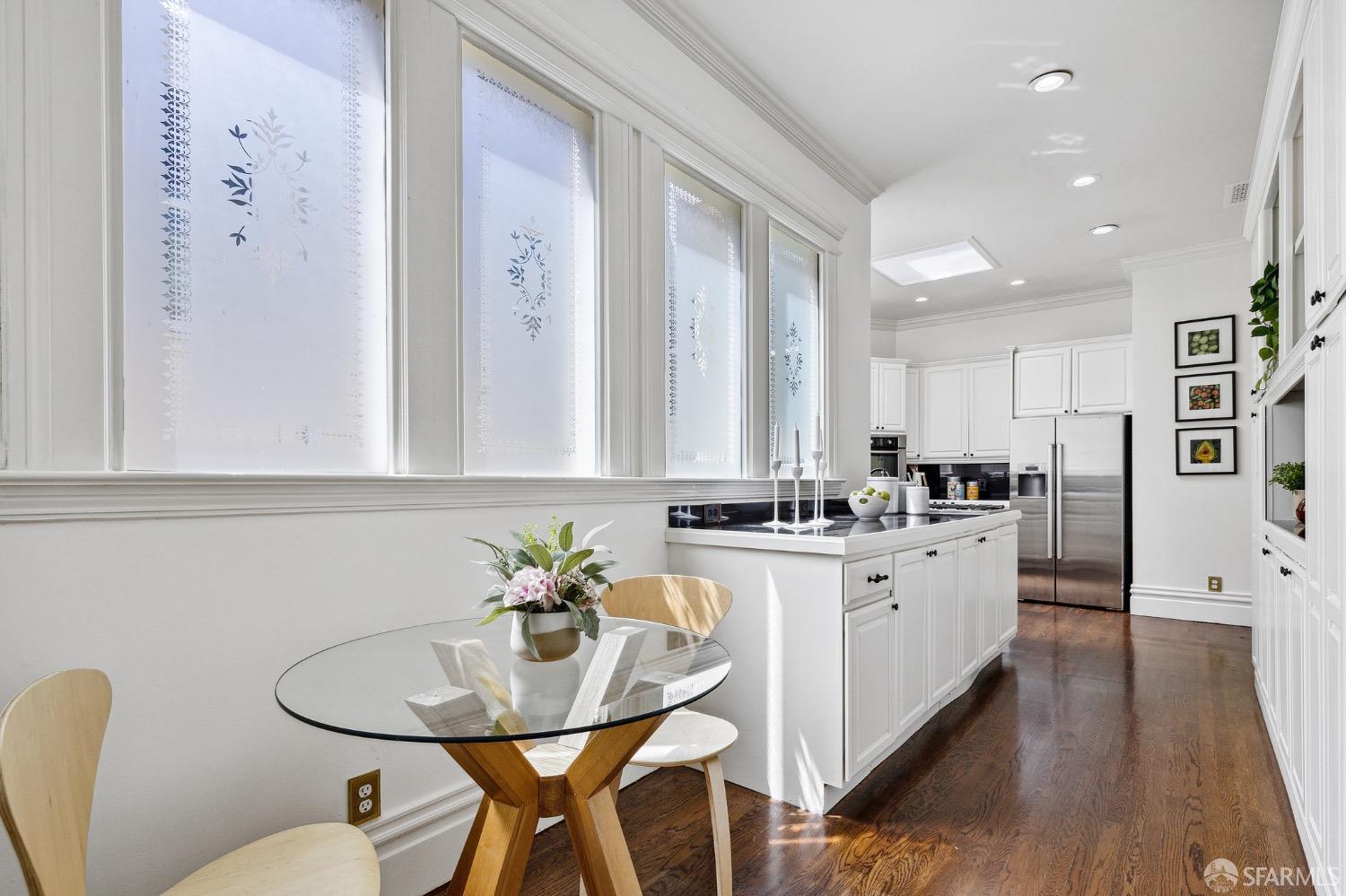 2946 California Street