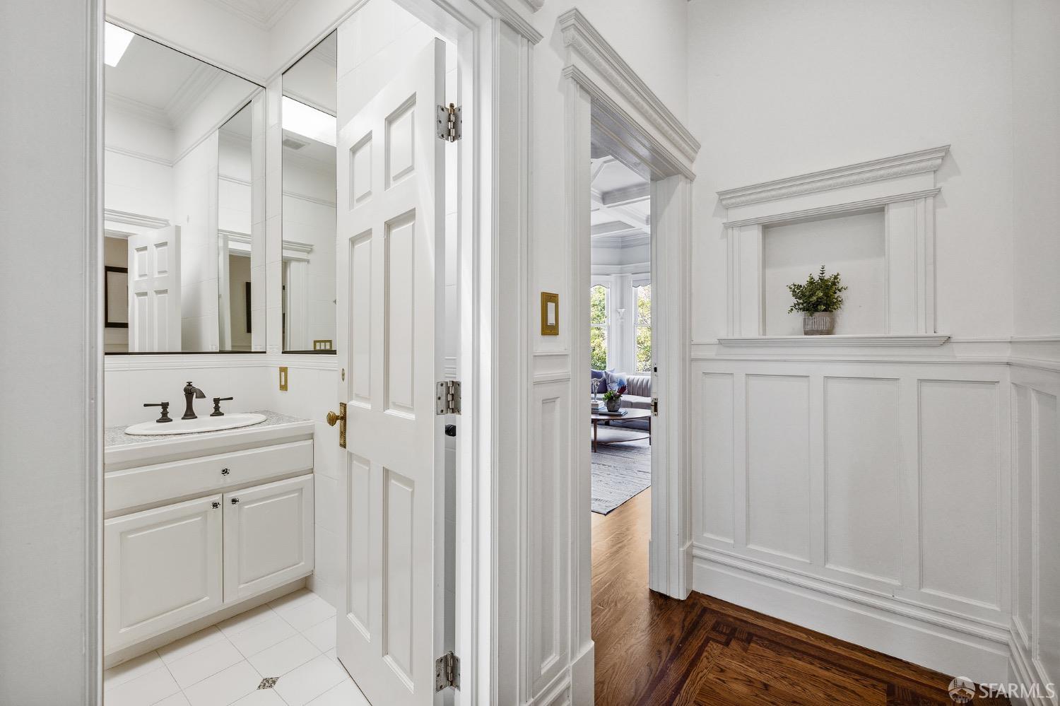 2946 California Street