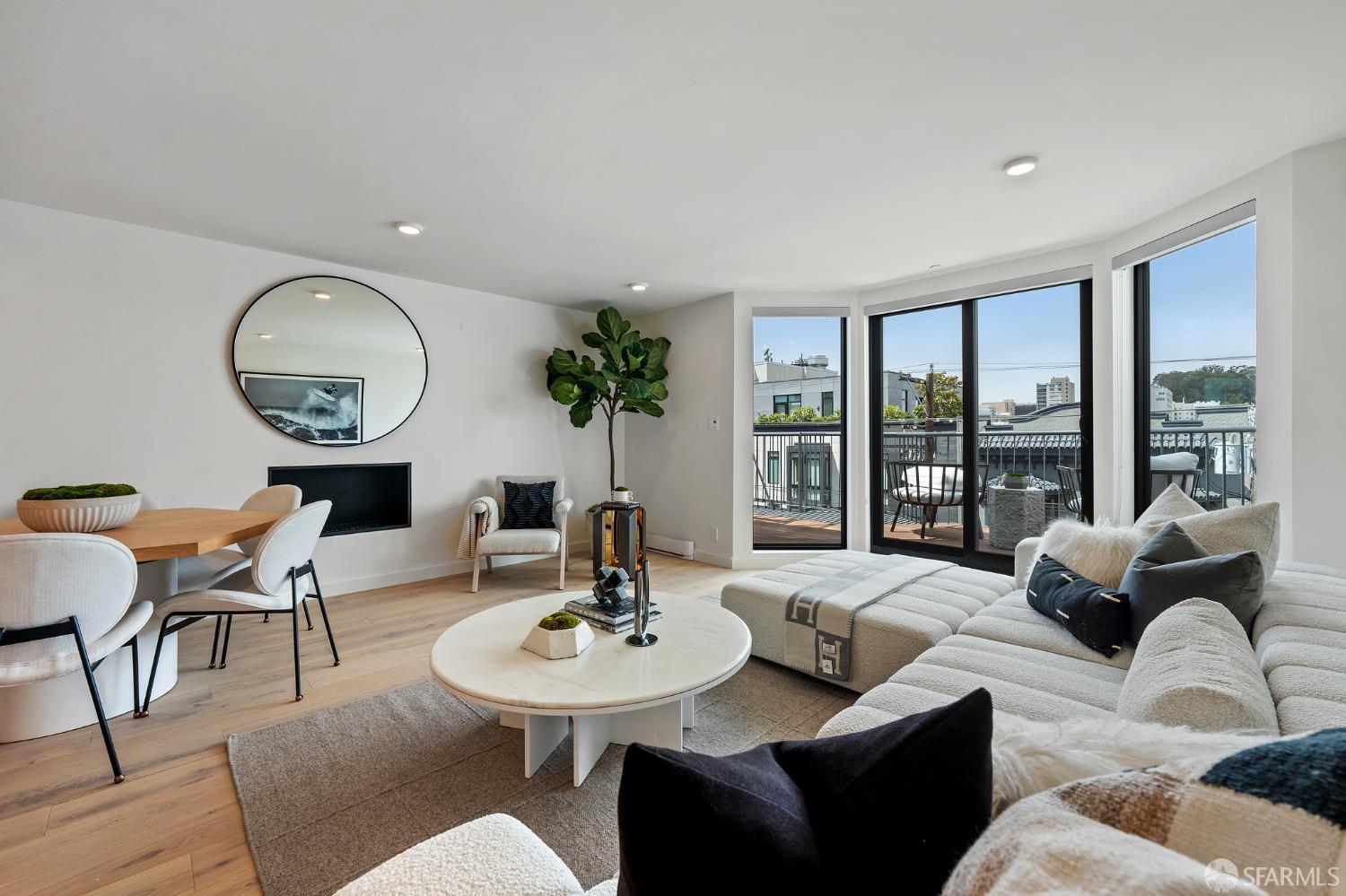 1624 Larkin Street # 9