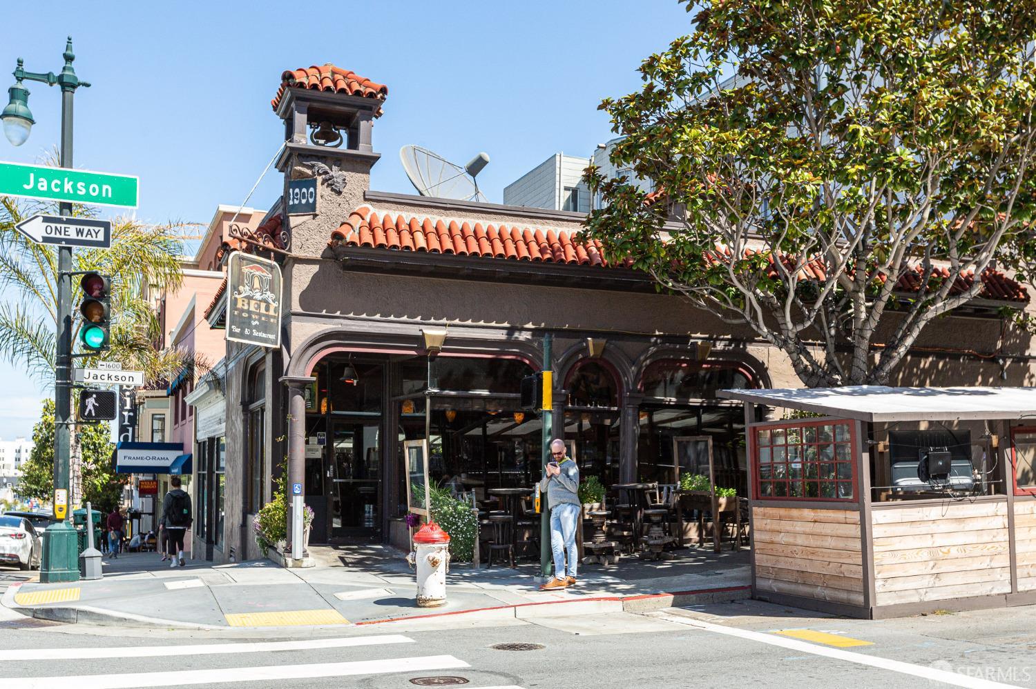 1624 Larkin Street # 6