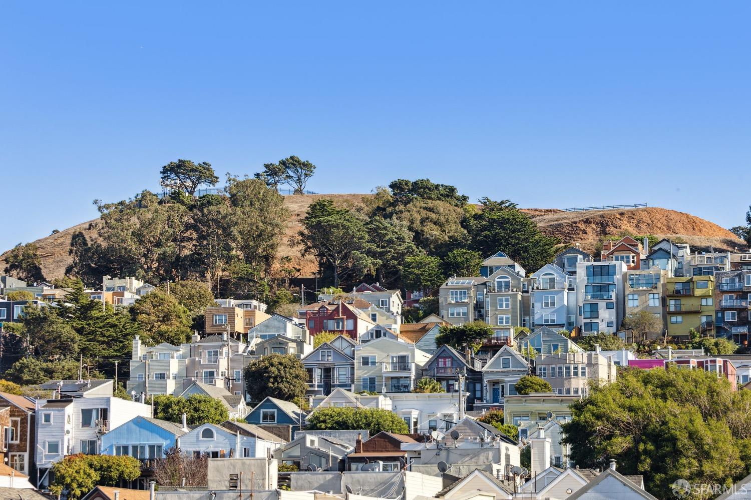 3310 Mission Street # 5