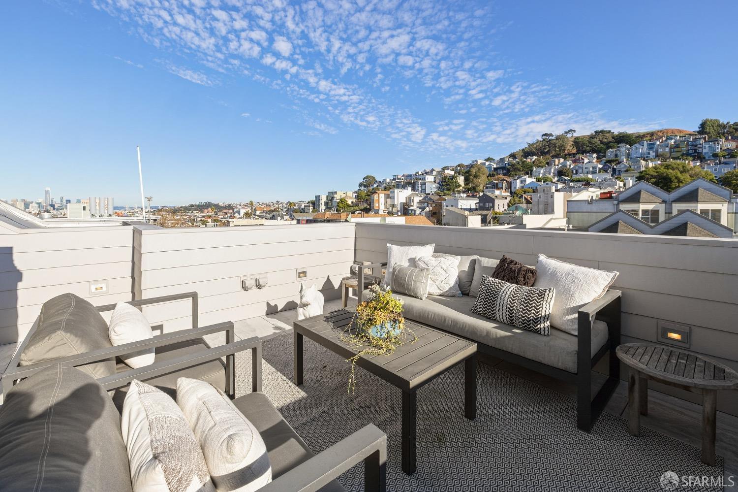 3310 Mission Street # 7