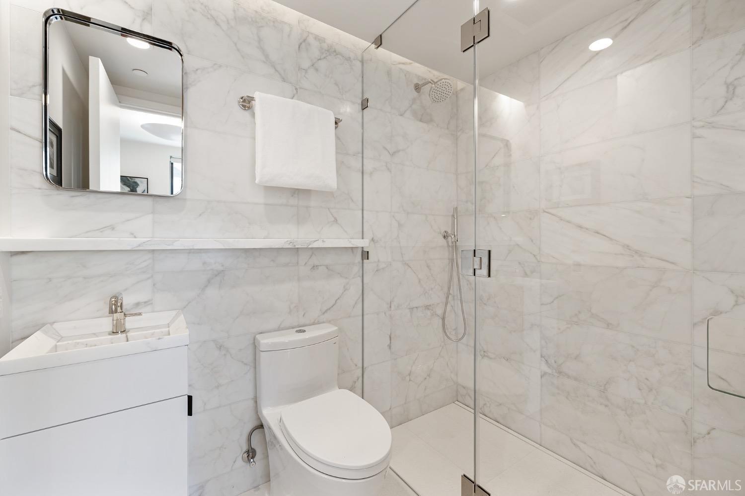 3310 Mission Street # 7