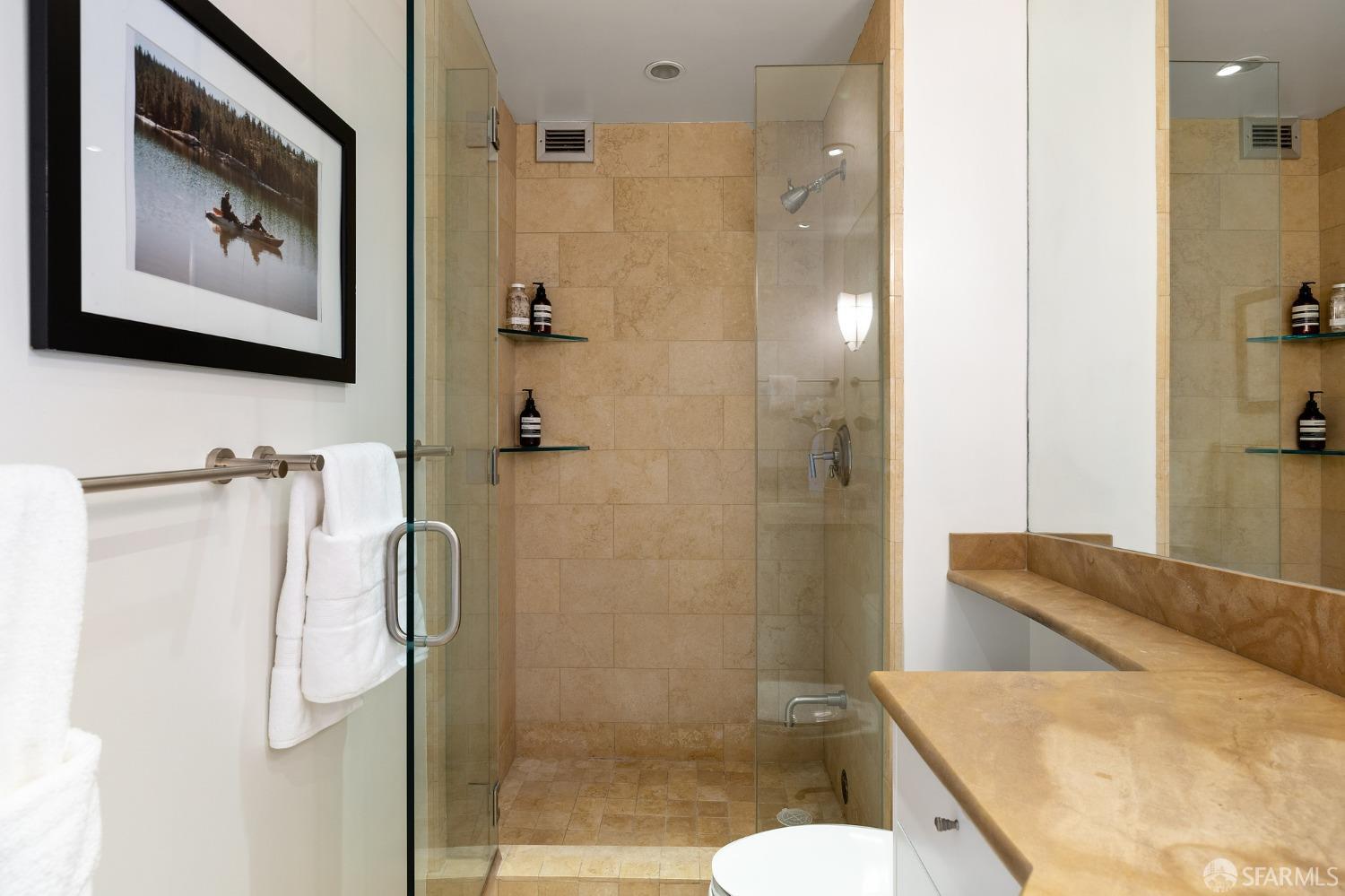 999 Green Street # 1101