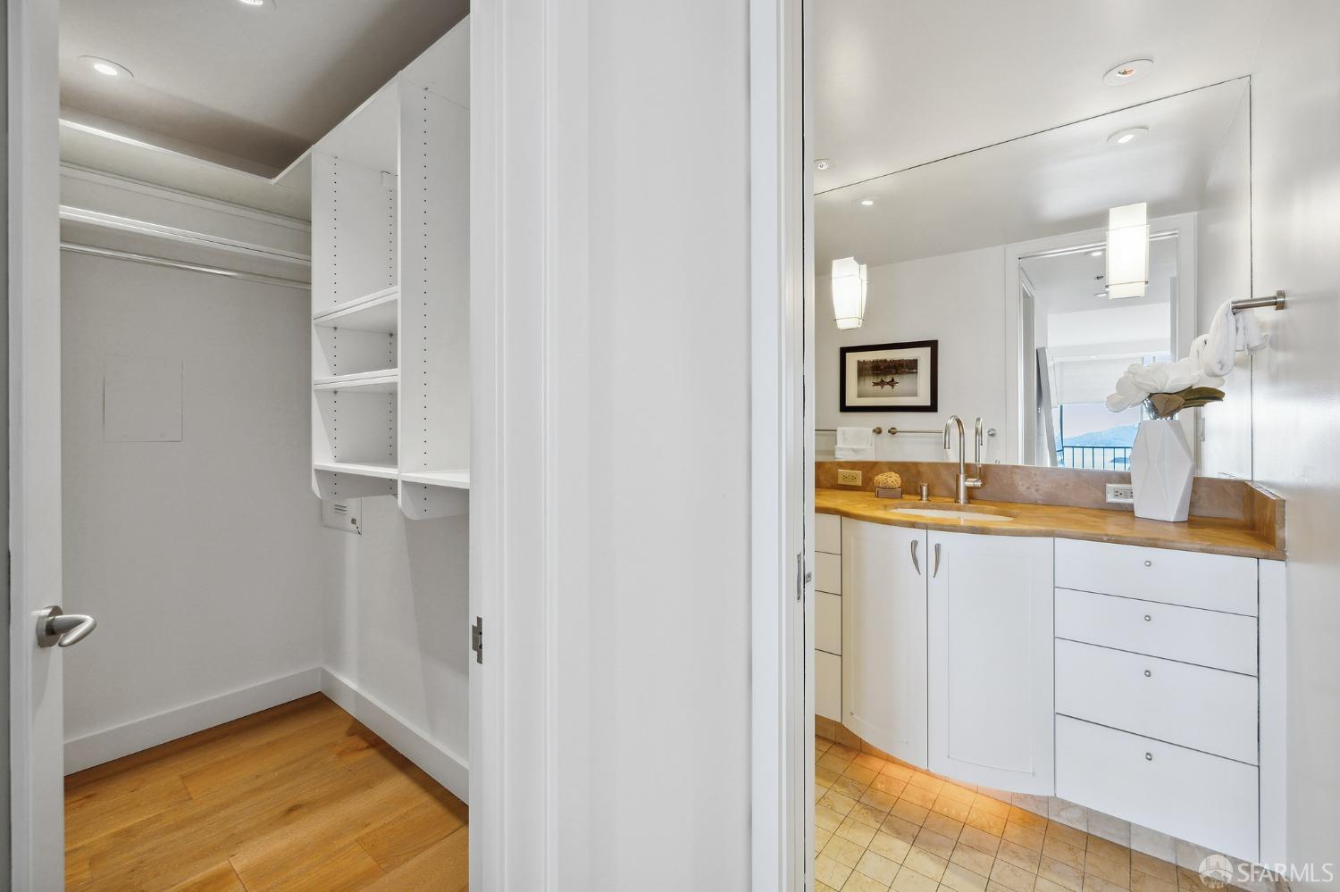 999 Green Street # 1101