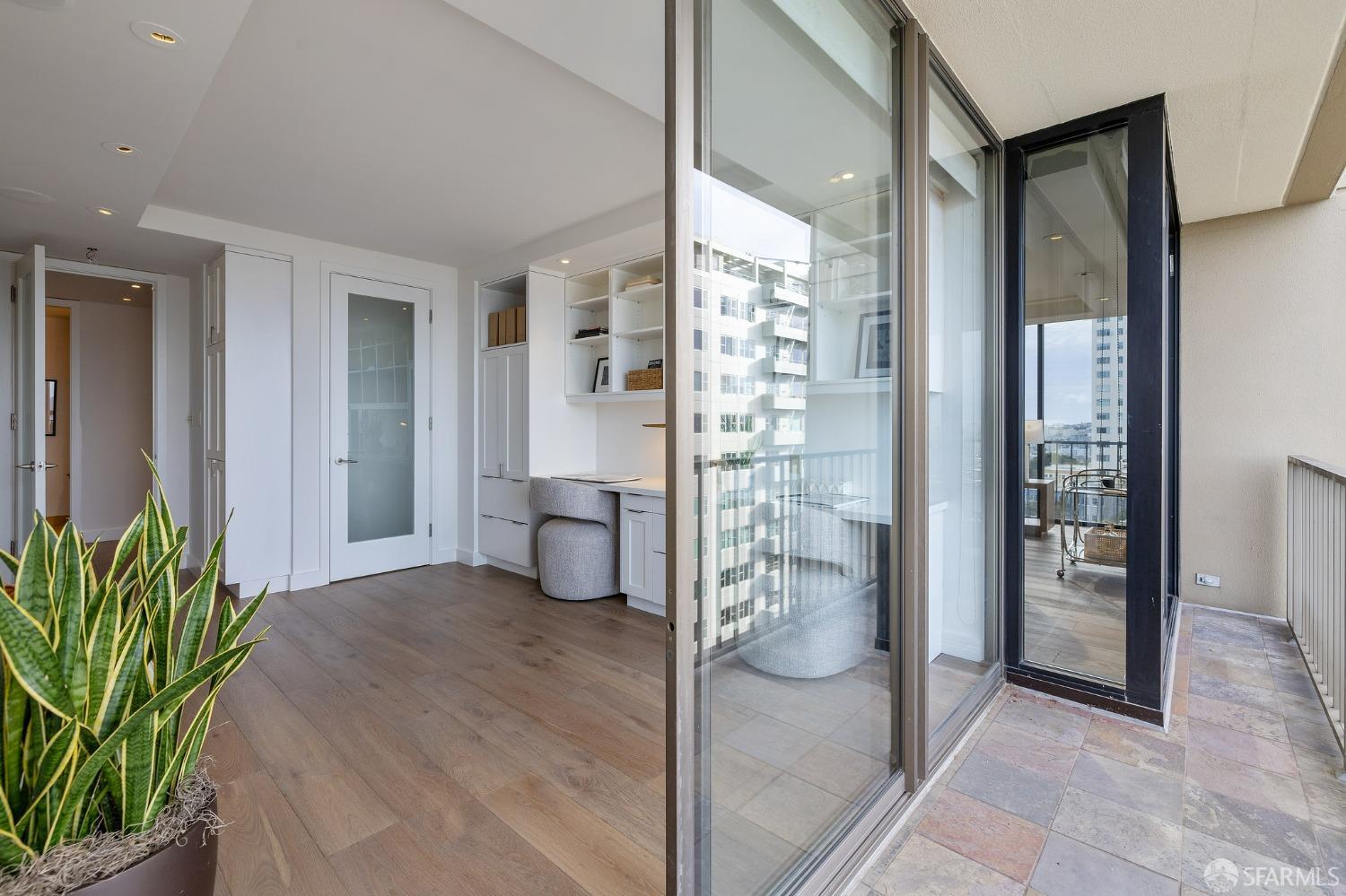 999 Green Street # 1101