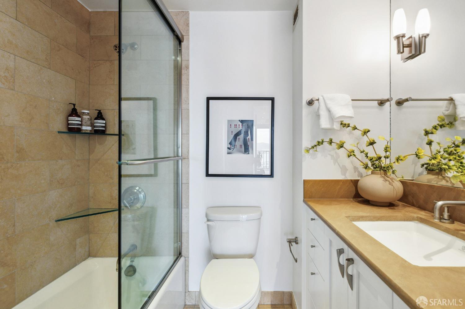 999 Green Street # 1101