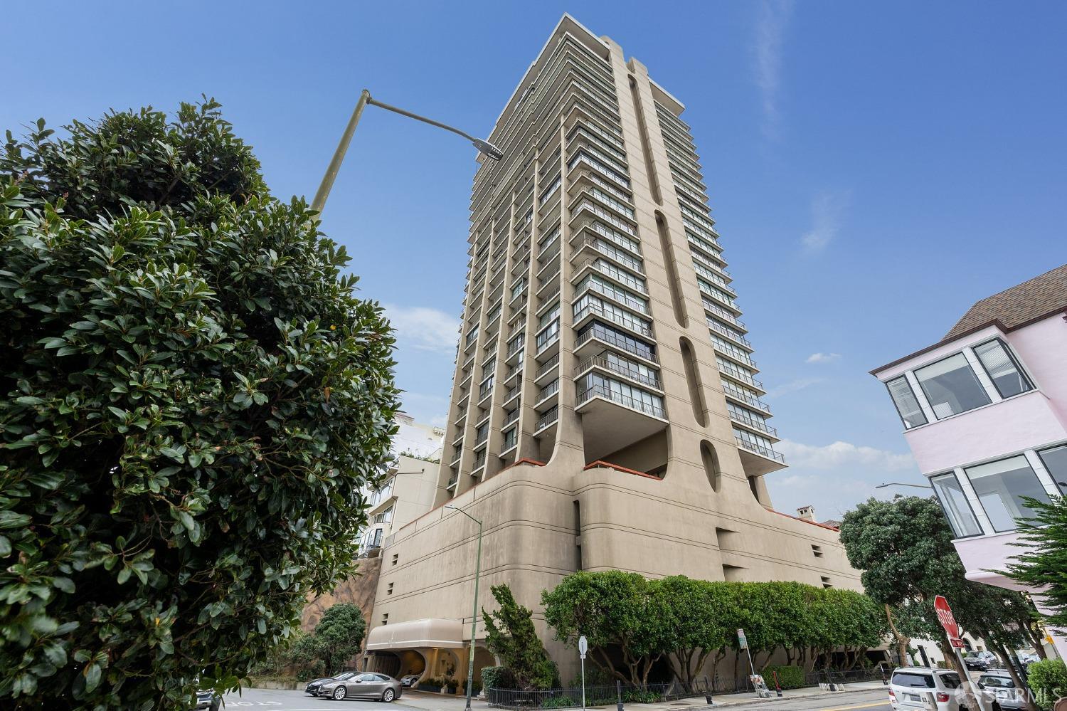 999 Green Street # 1101