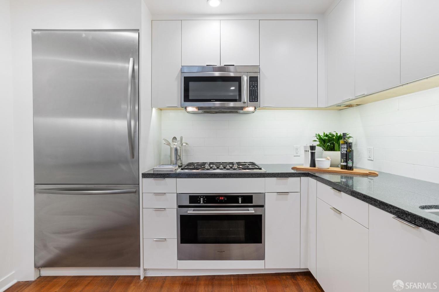 301 Main Street # 5B