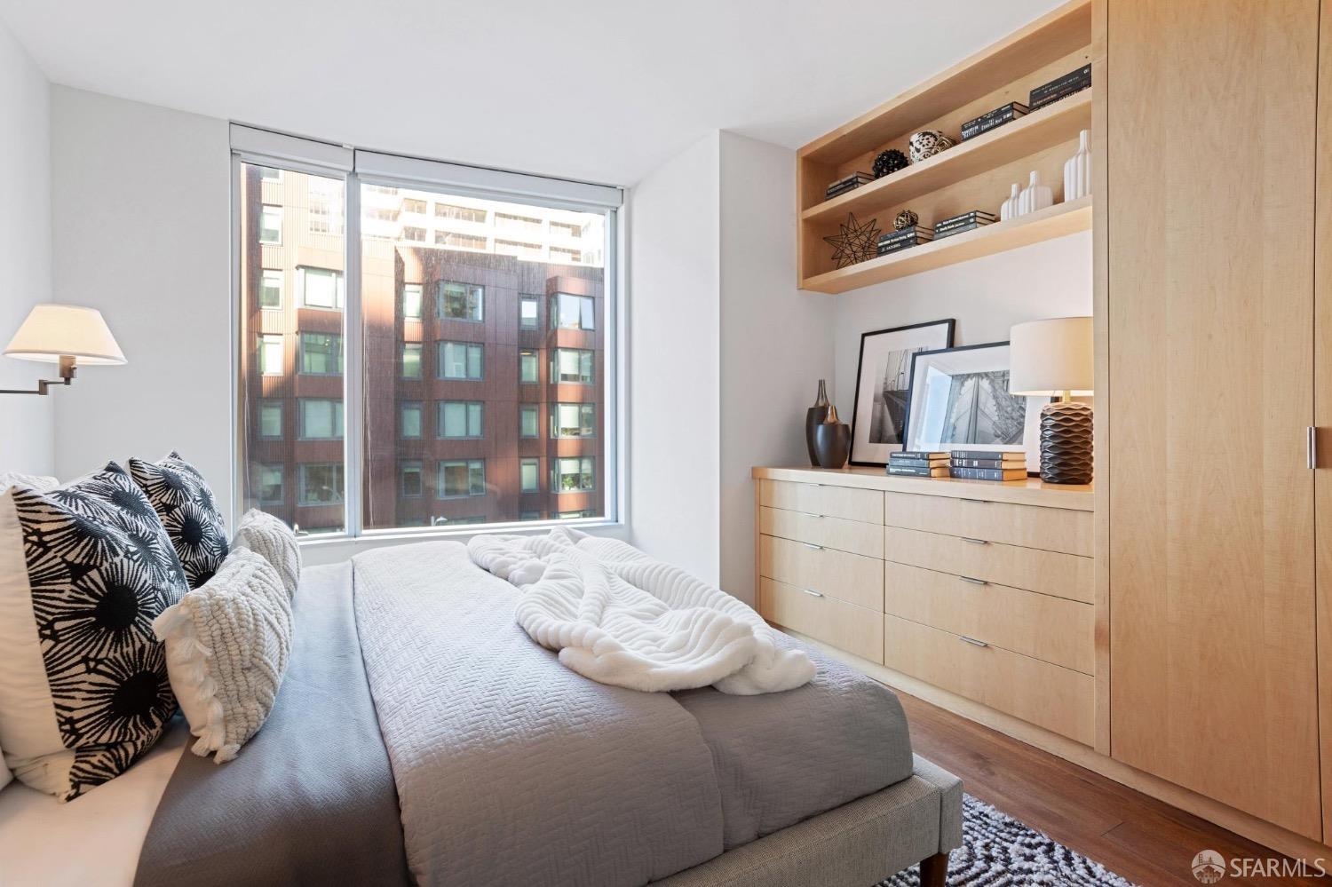 301 Main Street # 5B