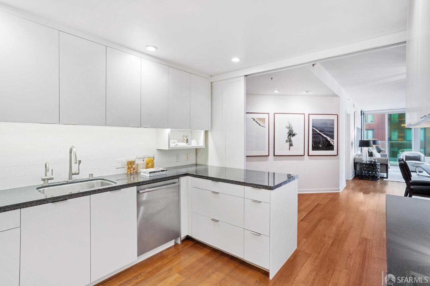 301 Main Street # 5B