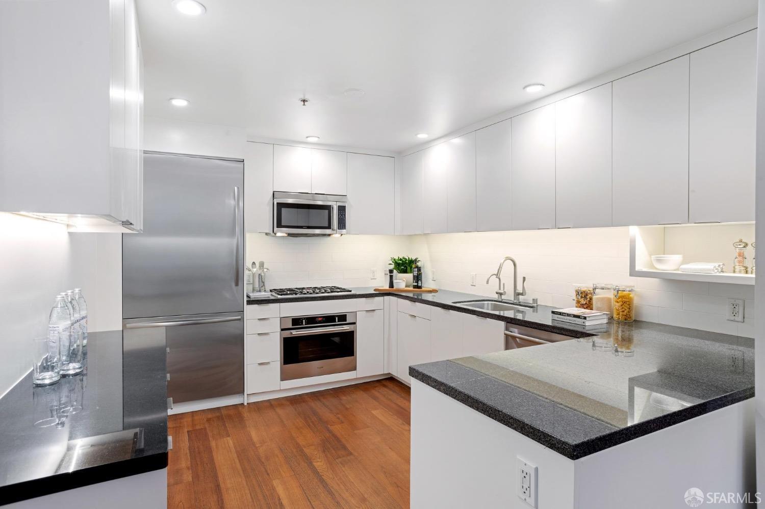 301 Main Street # 5B