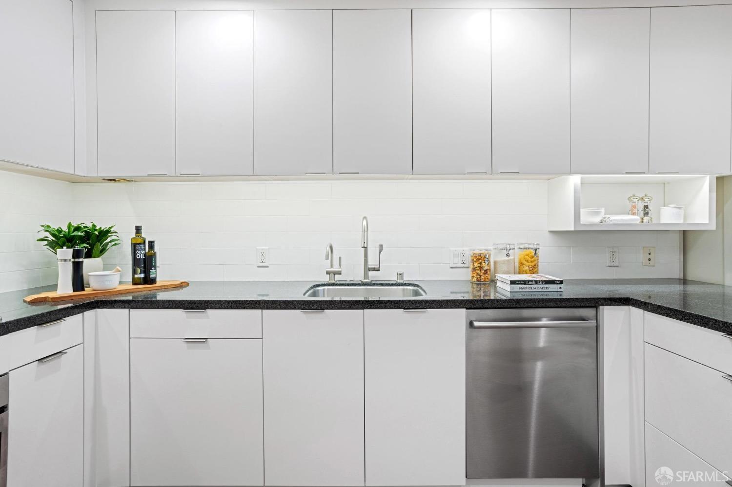 301 Main Street # 5B