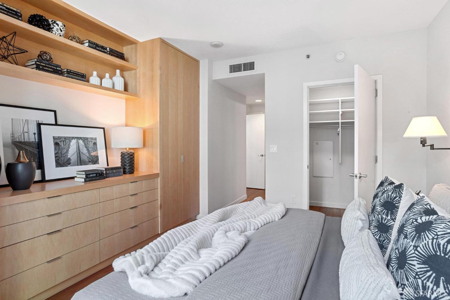 301 Main Street # 5B