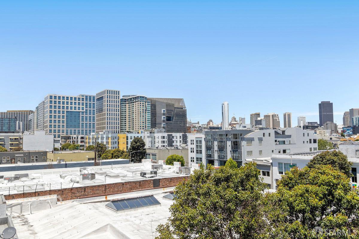 719 Clementina Street # 2