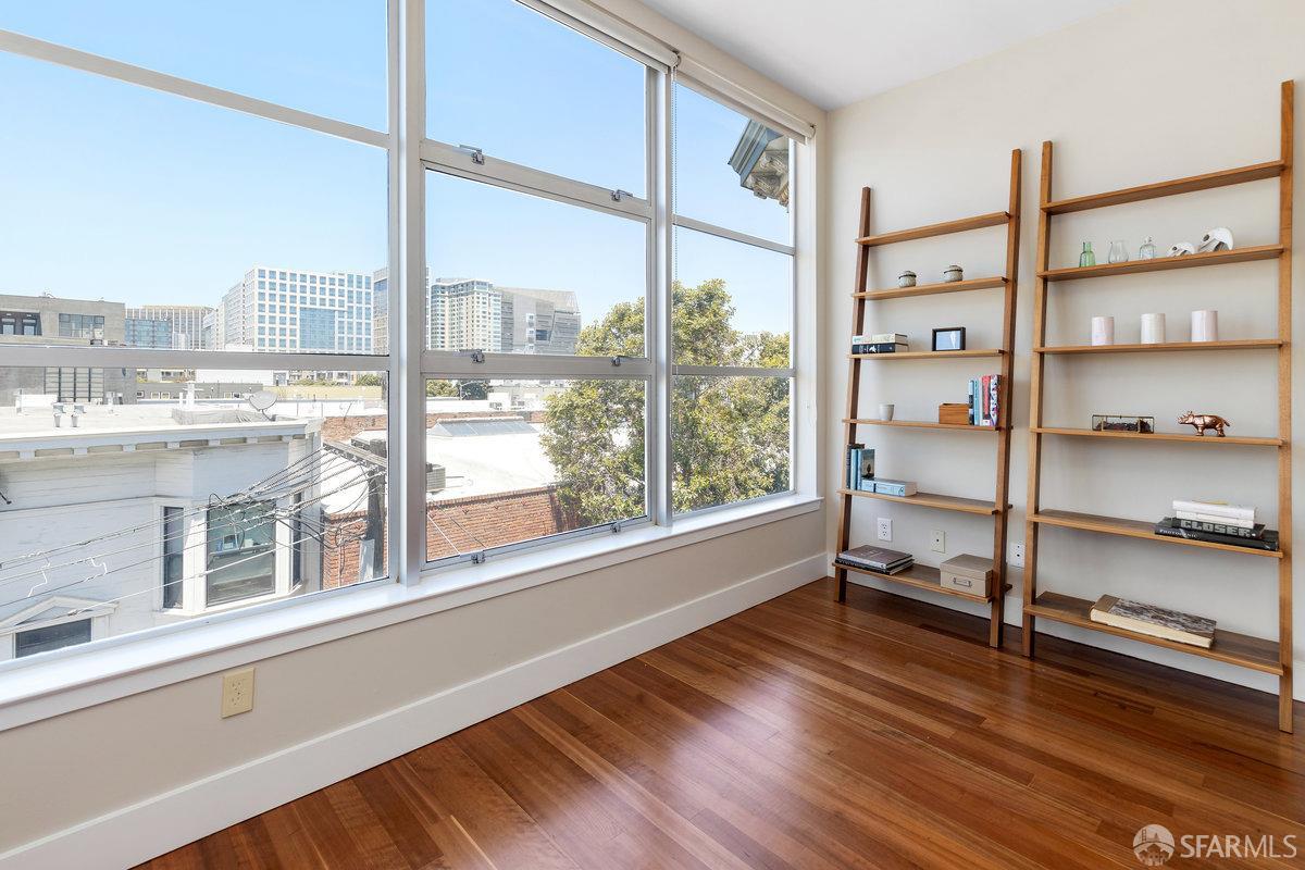 719 Clementina Street # 2