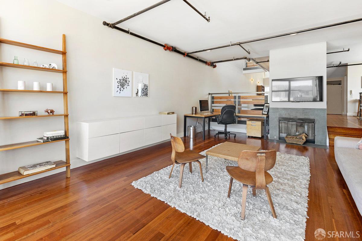 719 Clementina Street # 2