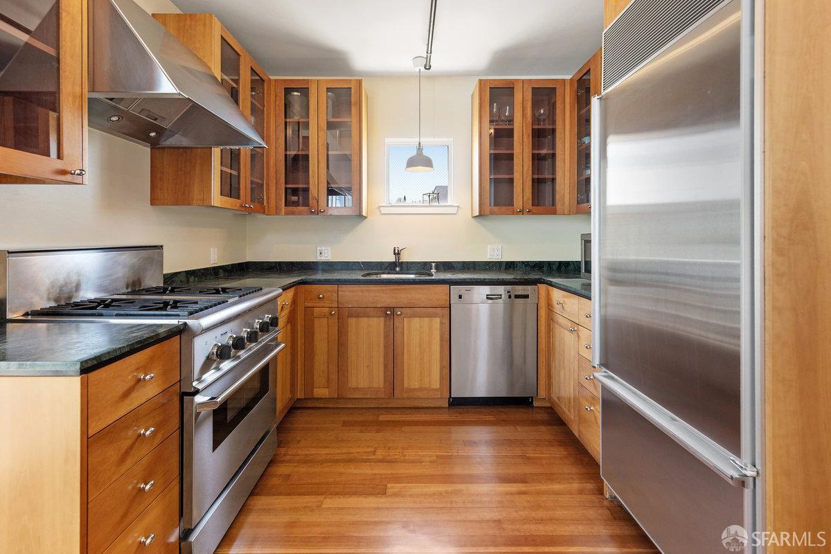 719 Clementina Street # 2