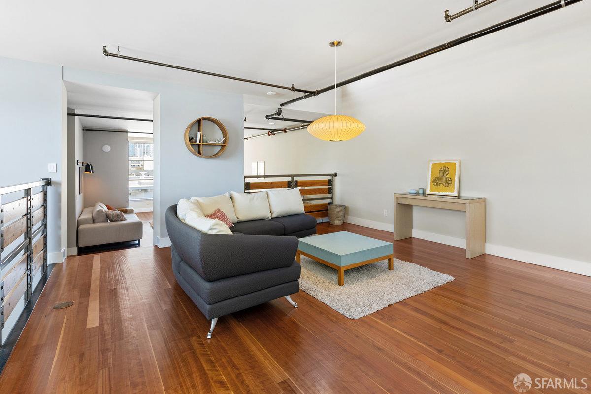 719 Clementina Street # 2