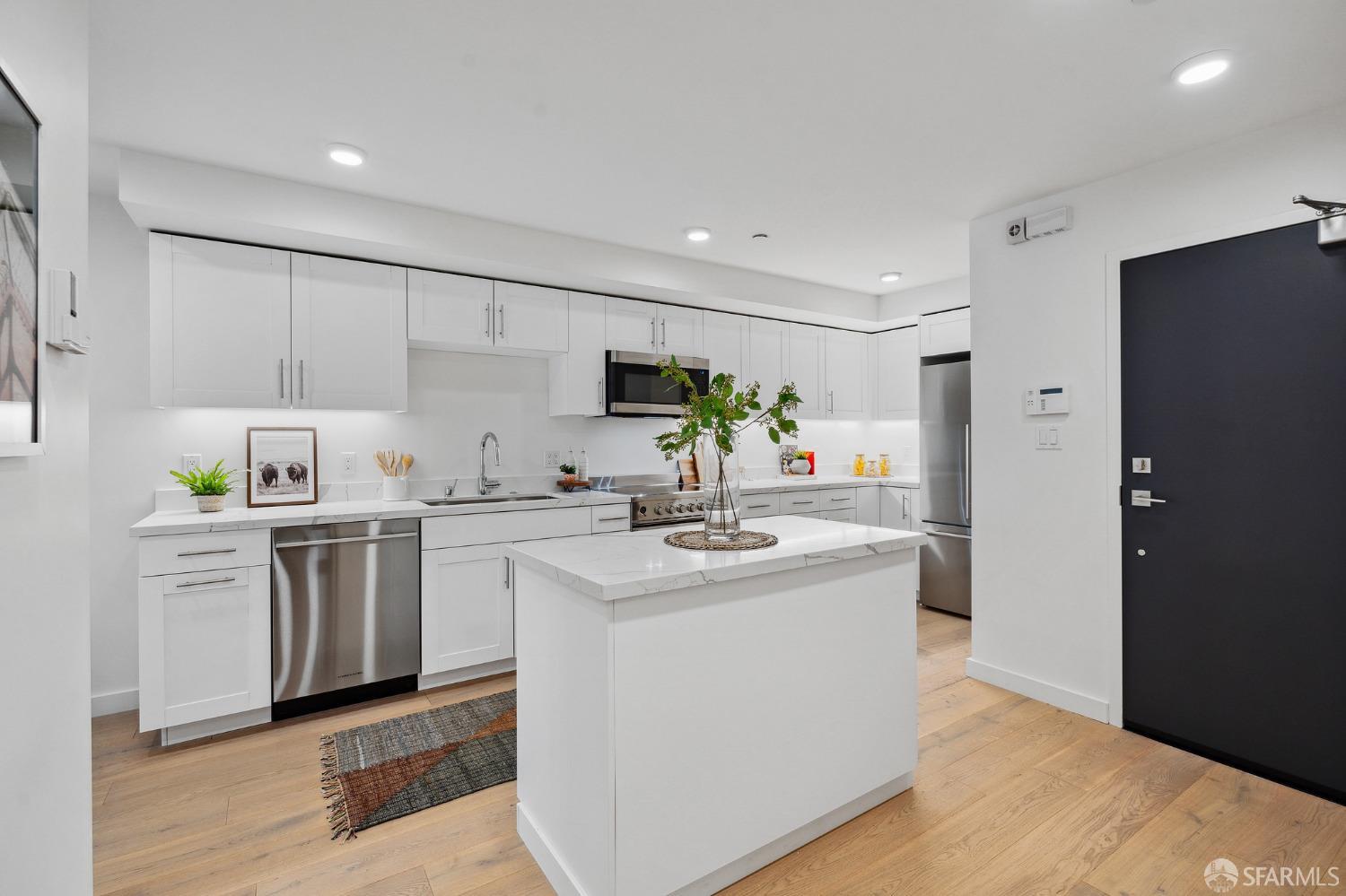 1624 Larkin Street # 1