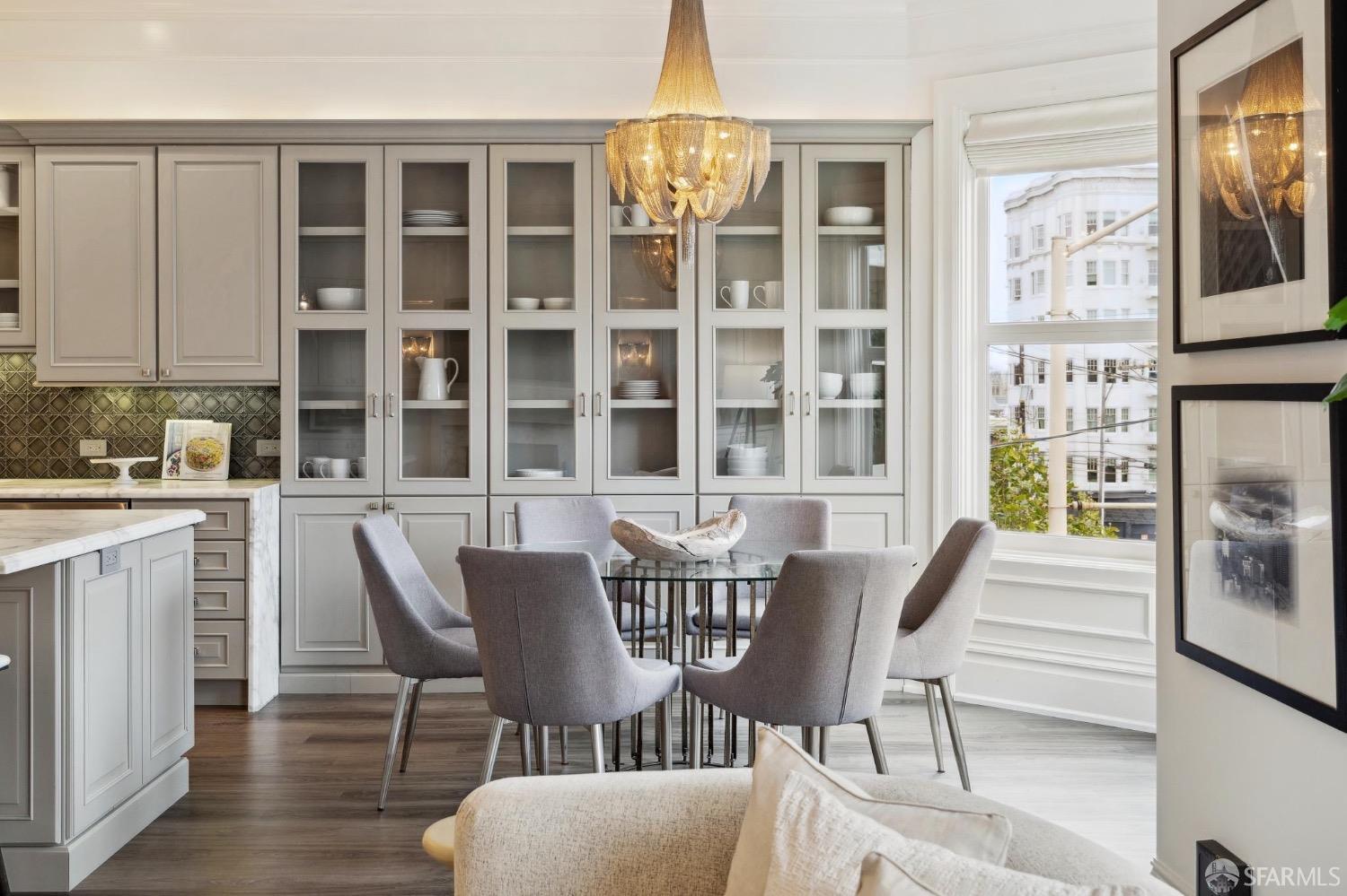 3044 California Street