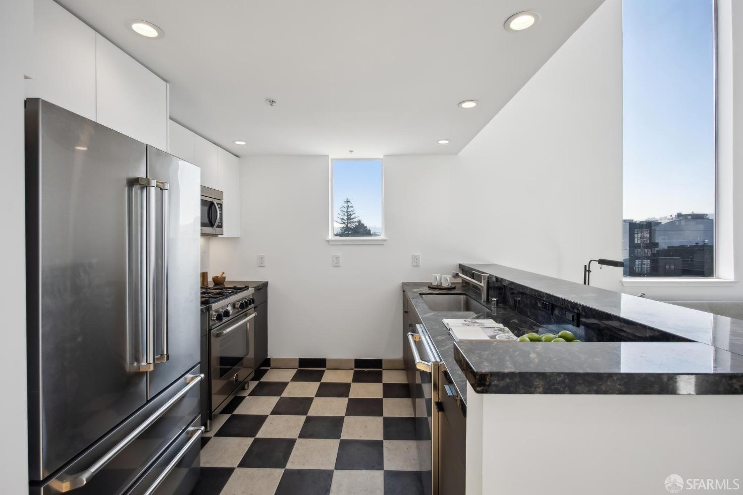 730 Florida Street # 25