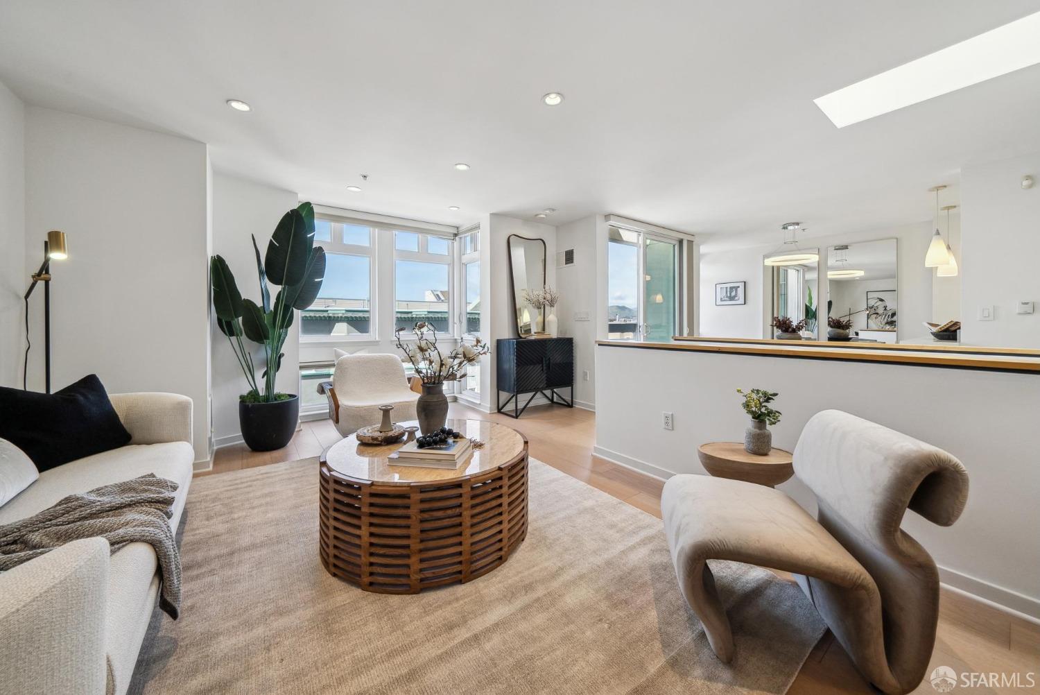 3208 Pierce Street # 405