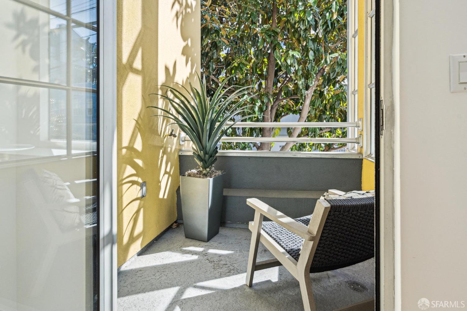 730 Florida Street # 4