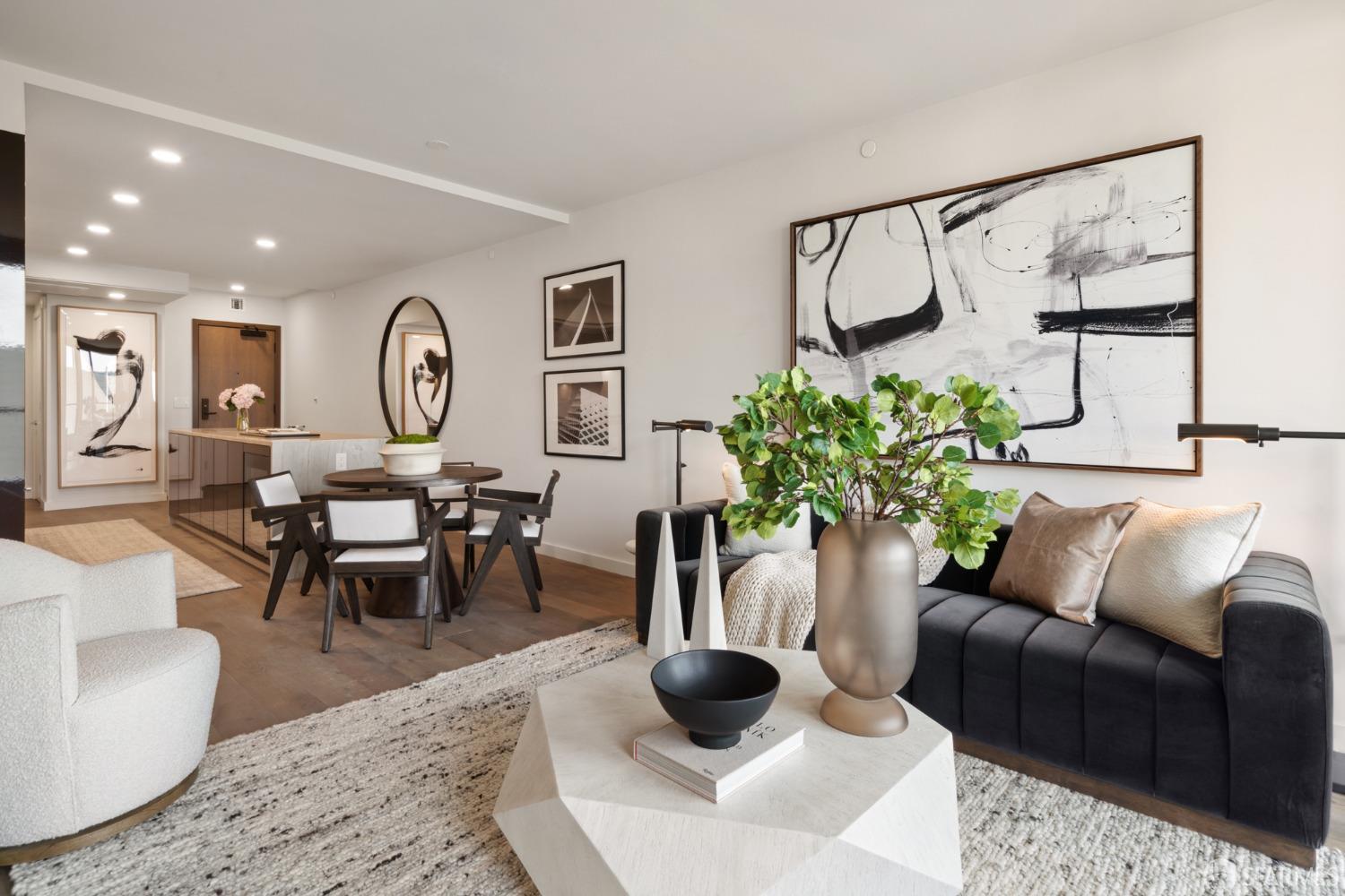 2525 Van Ness Avenue # 201