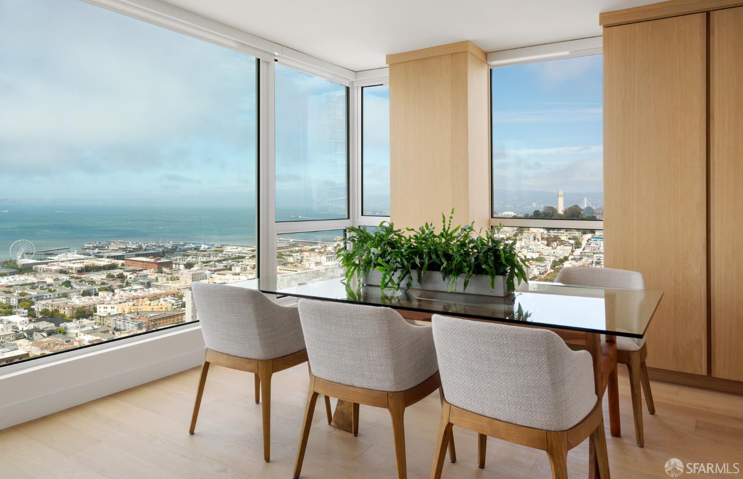 1070 Green Street # 801