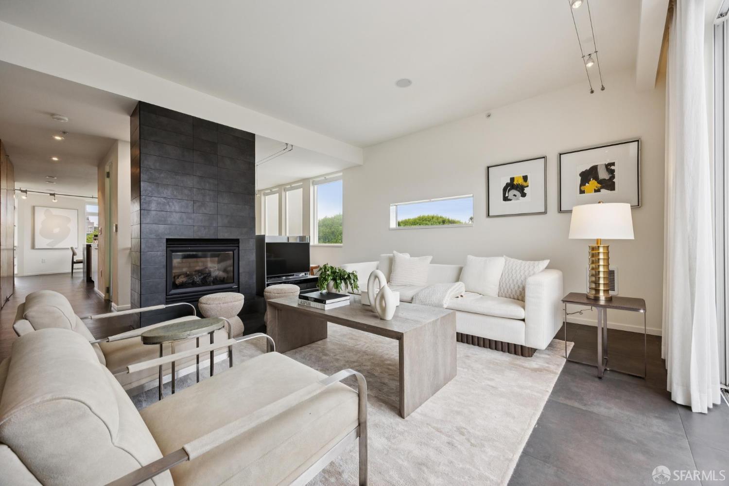 3208 Pierce Street # 408