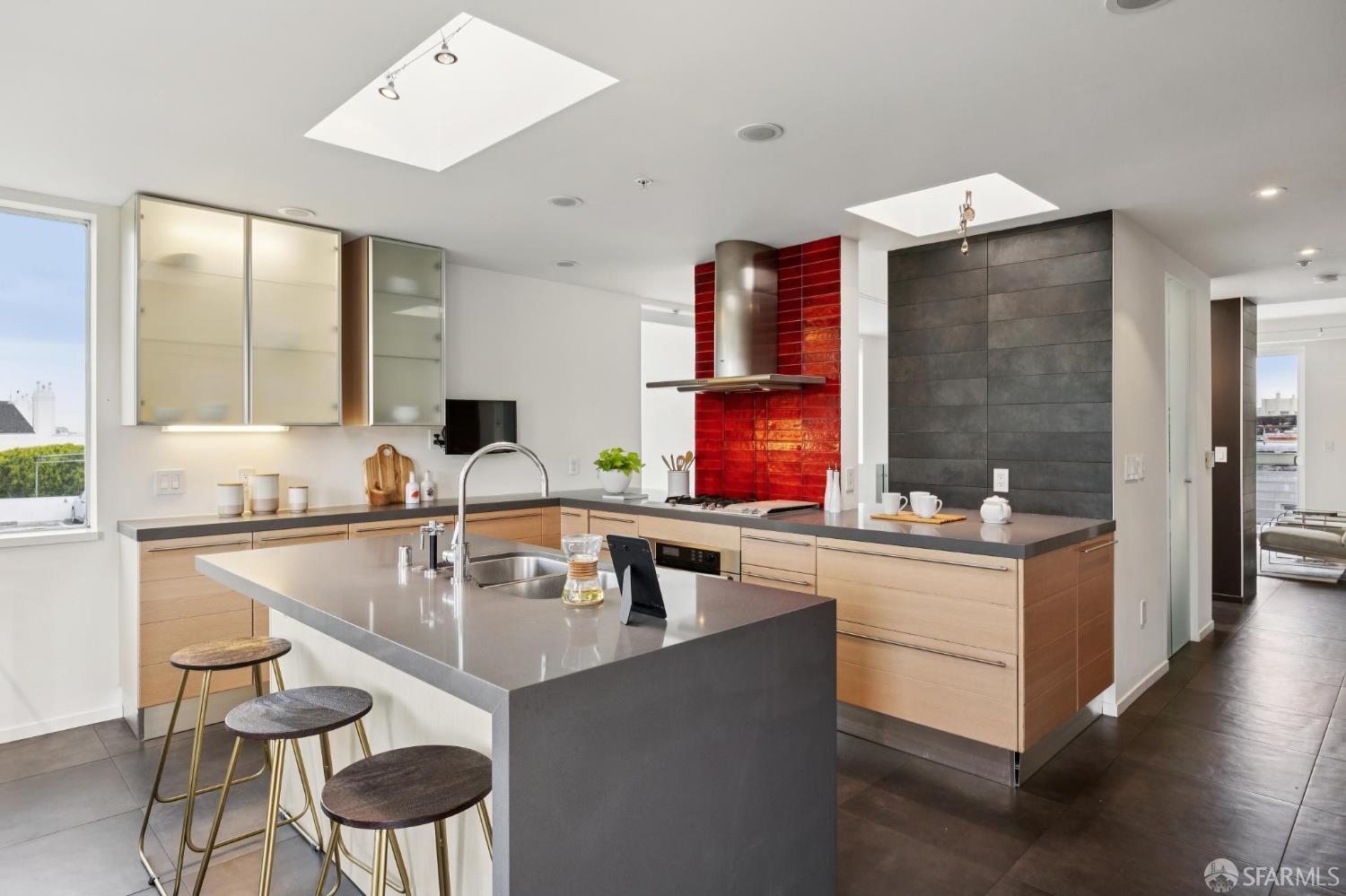 3208 Pierce Street # 408