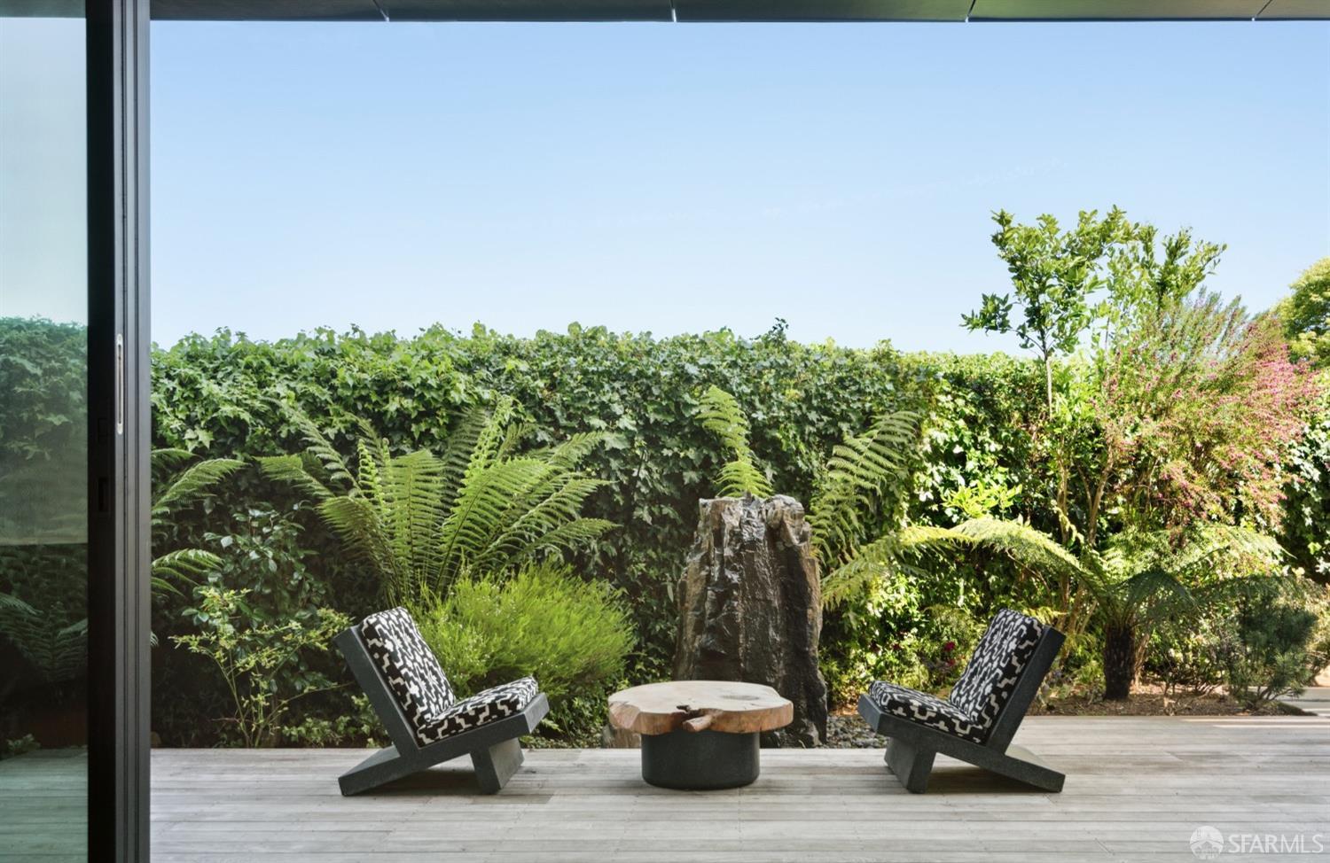 150 Glenbrook Avenue