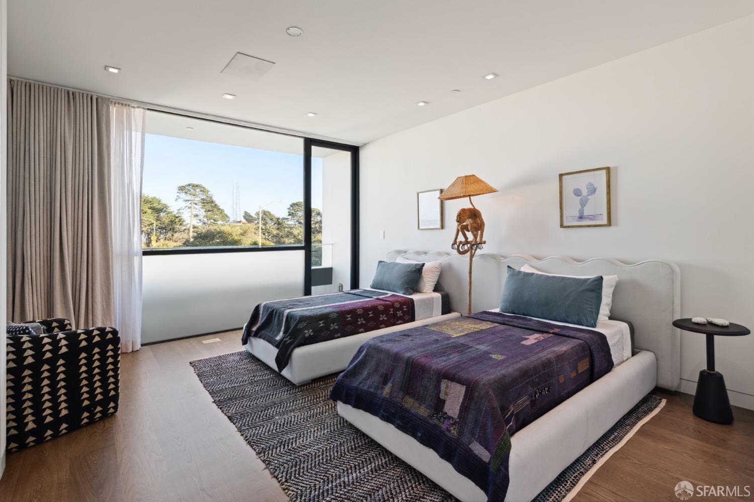 150 Glenbrook Avenue