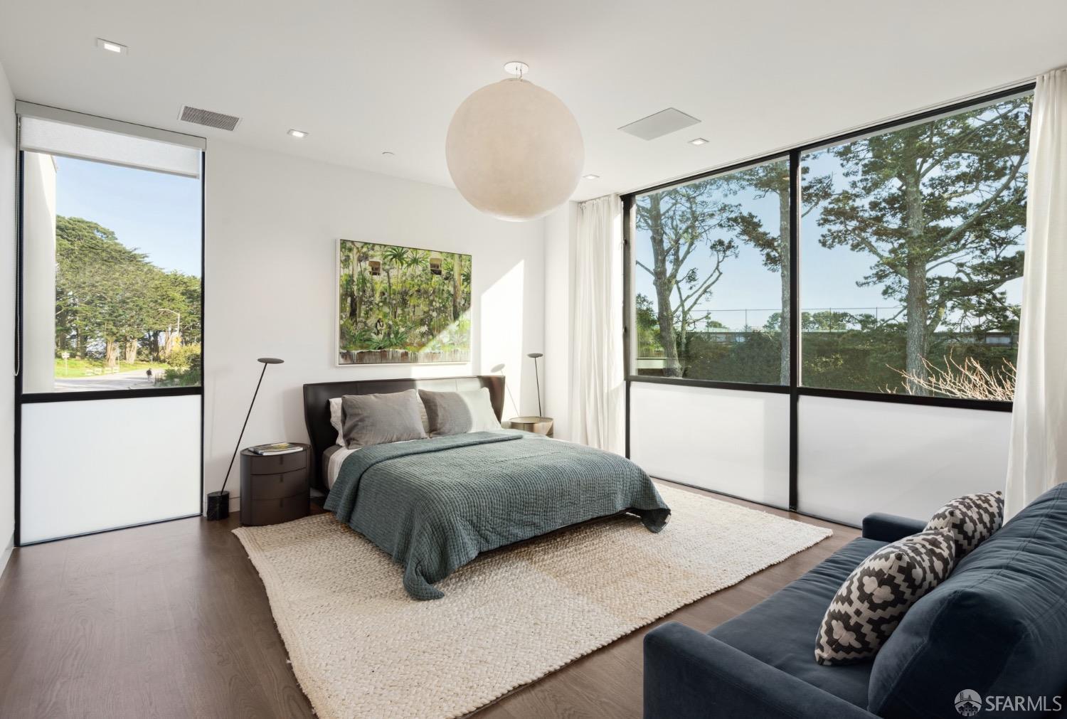 150 Glenbrook Avenue