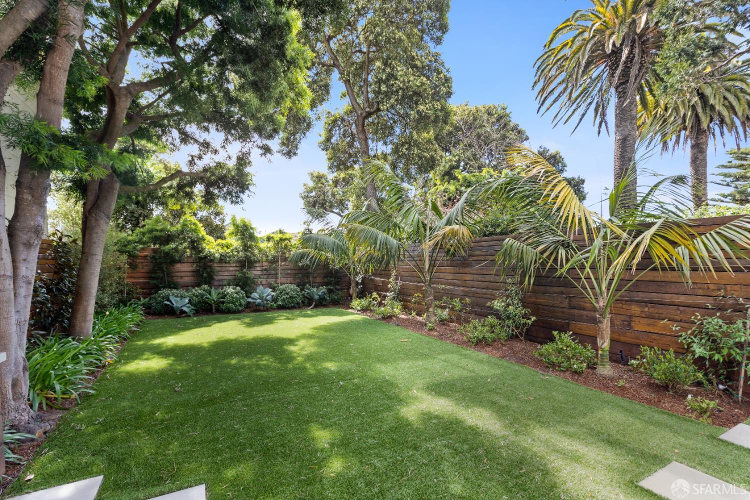 2215 California Street