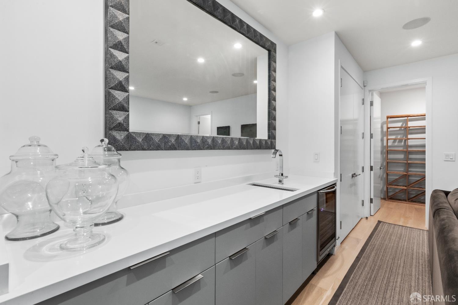 2215 California Street