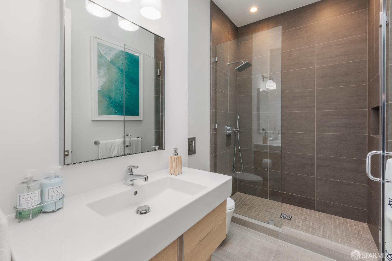 2215 California Street