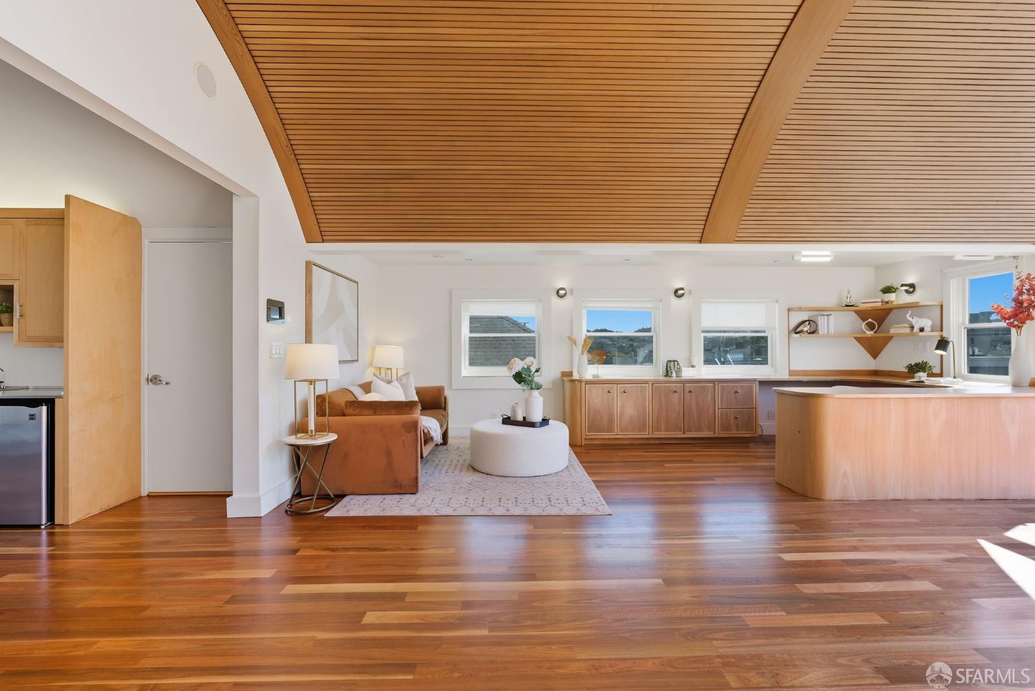 2121 Divisadero Street, San Francisco